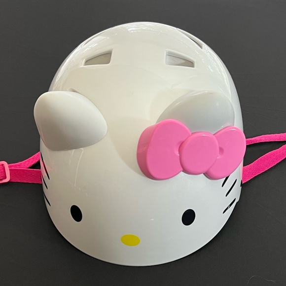 Hello Kitty Other - Hello Kitty Bike Helmet, Child, Ages 5-8, Used, 51-54cm